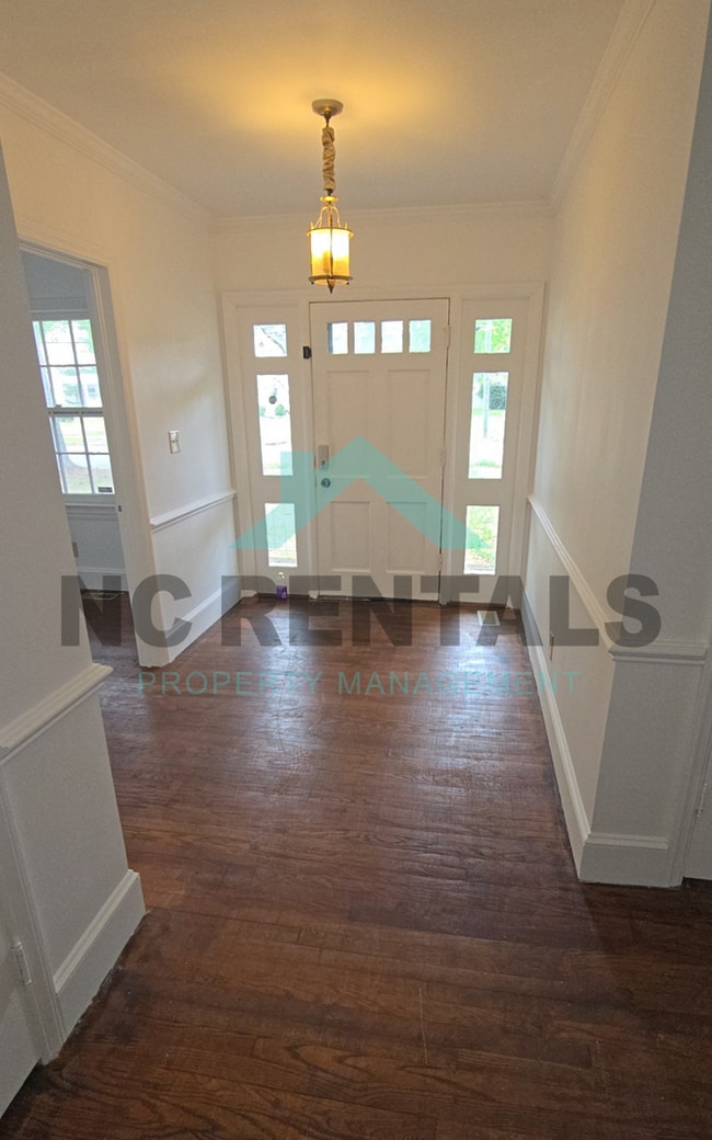 Building Photo - 414 N 3rd St