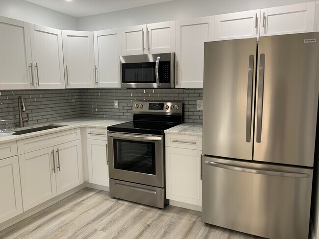 Building Photo - 3586 La Playas Ct