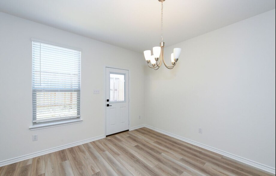Building Photo - 10643 Military Dr W