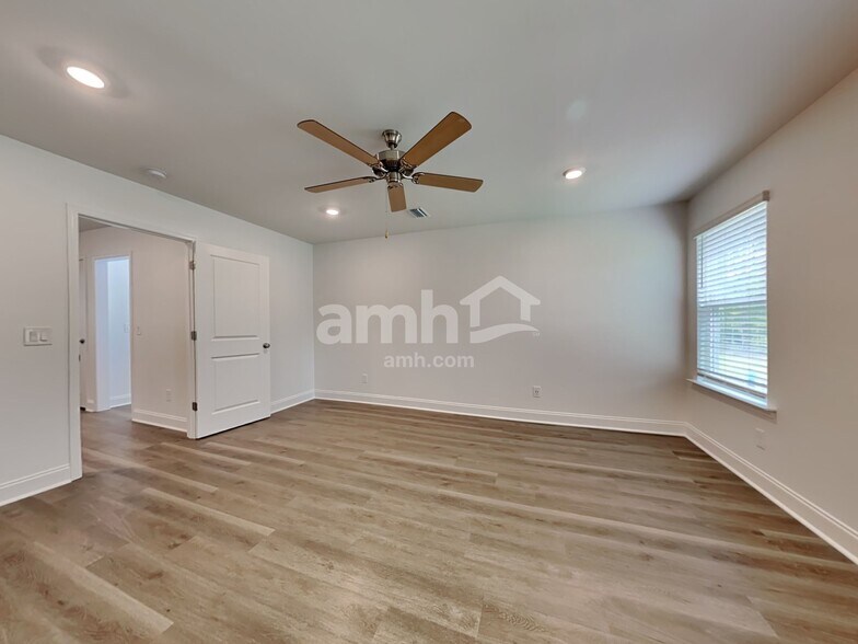 Building Photo - 167 Anthurium Dr