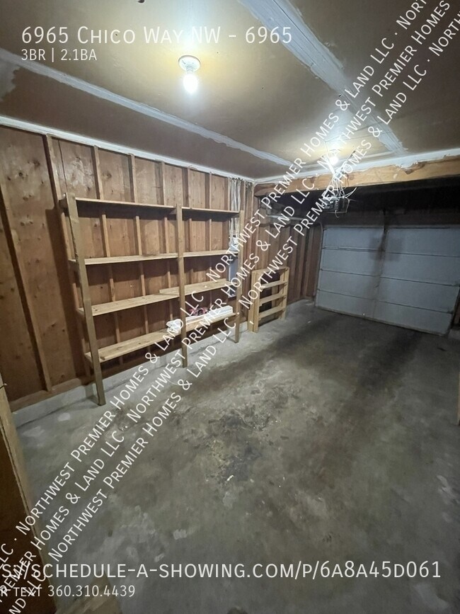 Building Photo - 6965 Chico Way NW