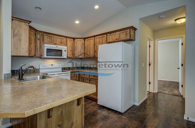 Building Photo - 2852 N Julie Ann Ct