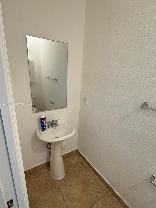 Building Photo - 10870 NW 88th Terrace