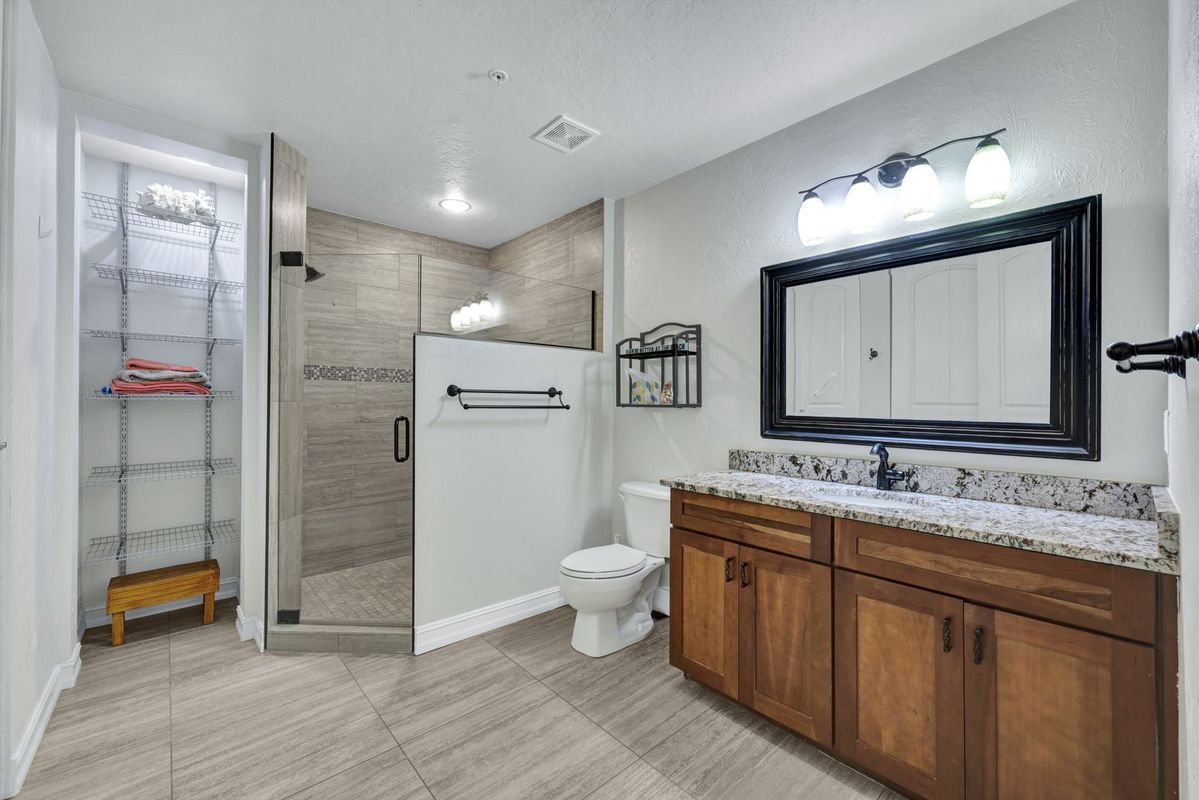 Building Photo - 4450 Chickee Hut Ct