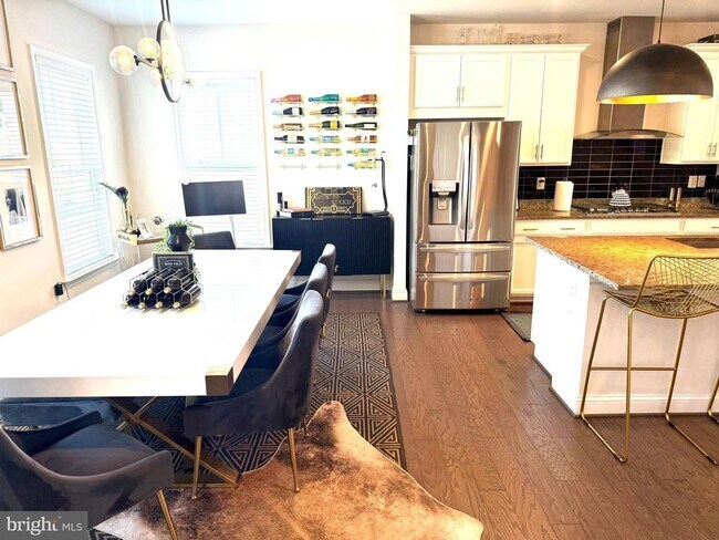 Building Photo - 17351 Redshank Rd