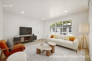 Building Photo - 847 S Sherbourne Dr