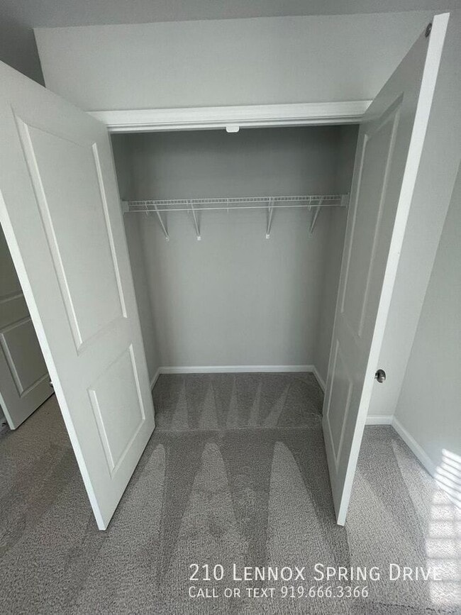 Building Photo - 210 Lennox Spring Dr