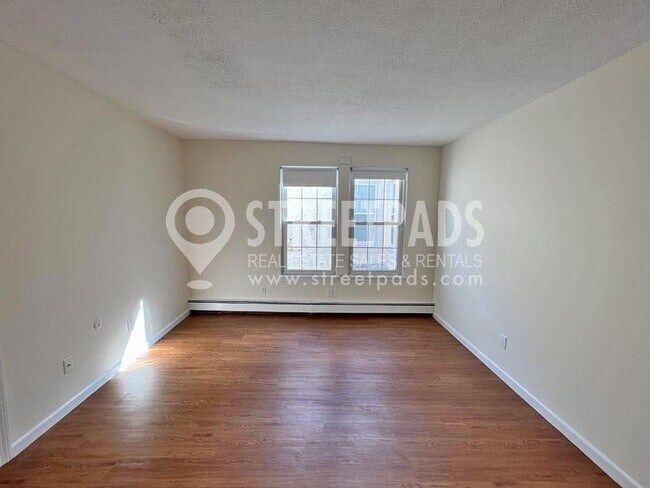 Building Photo - 1 bedroom in Boston MA 02130
