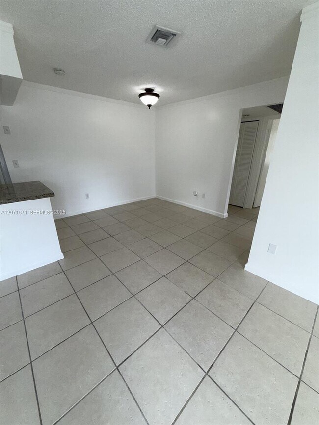 Building Photo - 15324 SW 72nd St