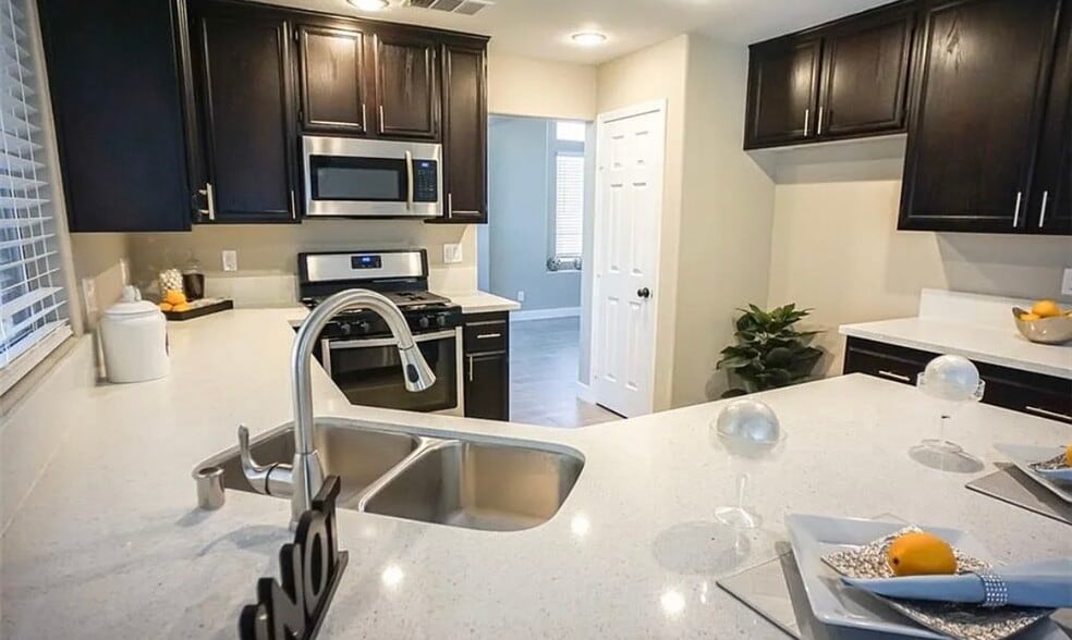 Building Photo - 4619 Startrain Dr