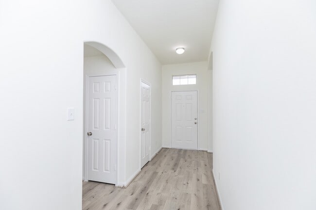 Building Photo - 16307 Goanna Ct