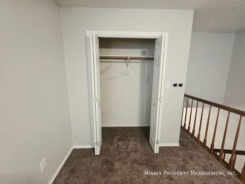 Building Photo - 3826 Nassau Dr