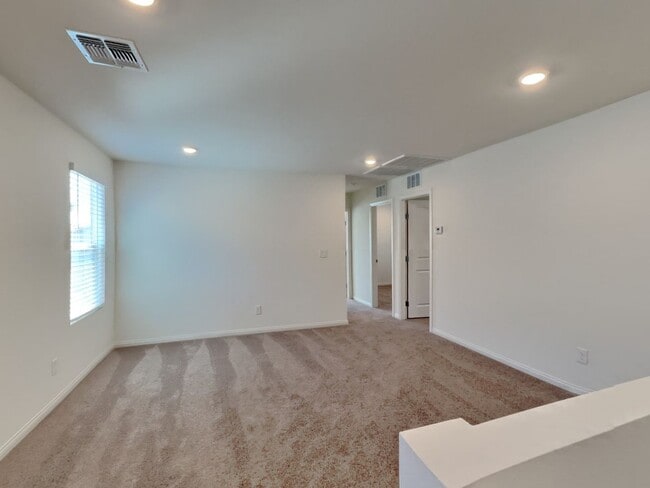 Building Photo - Brand New 2-Story Home for Rent – 5 Bedroo...