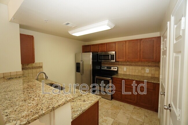 Building Photo - 12764 Ironstone Way