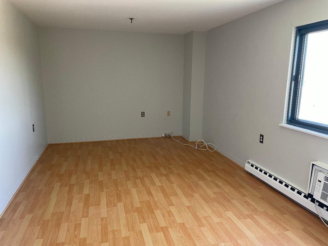 Building Photo - 51 Schuyler Ave