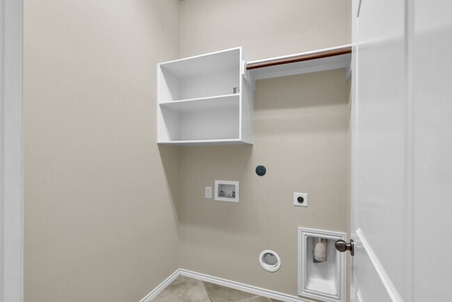 Building Photo - 12938 Buchanan Oaks Ln