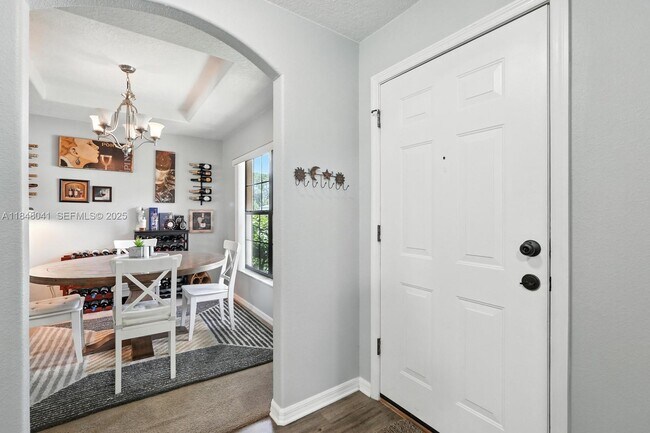 Building Photo - 20 Bennett Ln