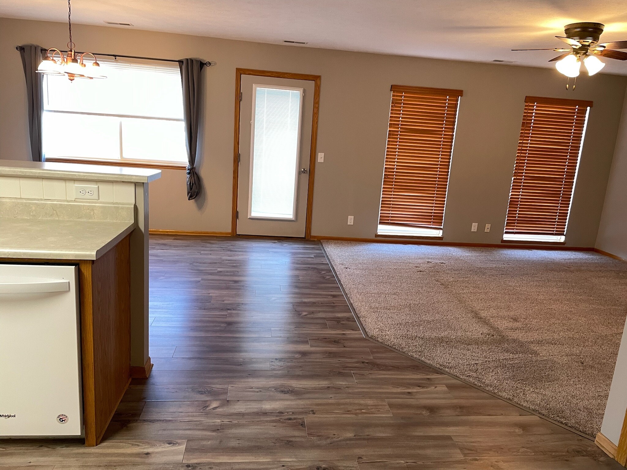 Building Photo - 6705 Milan Dr