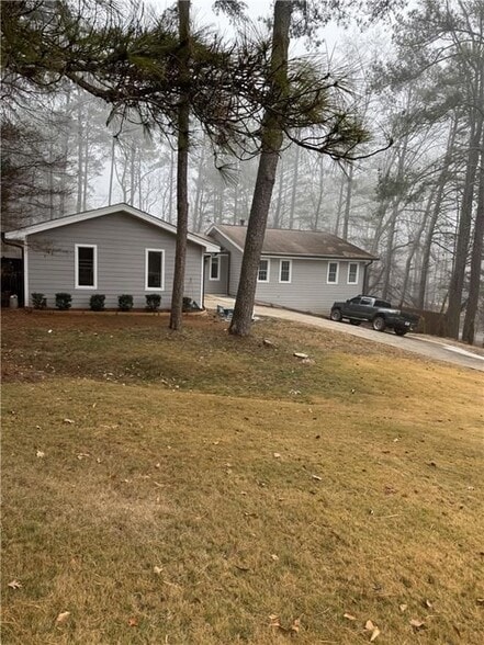 Building Photo - 205 Tallow Box Drive