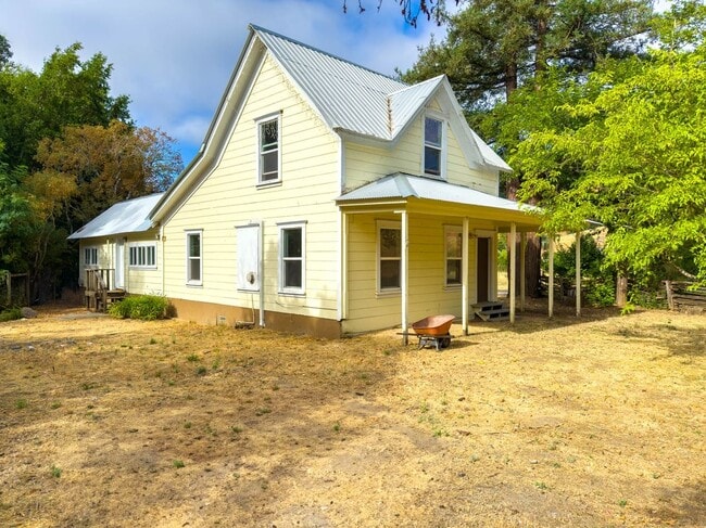 Building Photo - 31510 CA-128