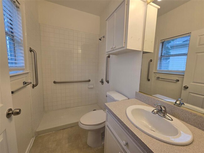 Building Photo - 5404 Garden View Cove