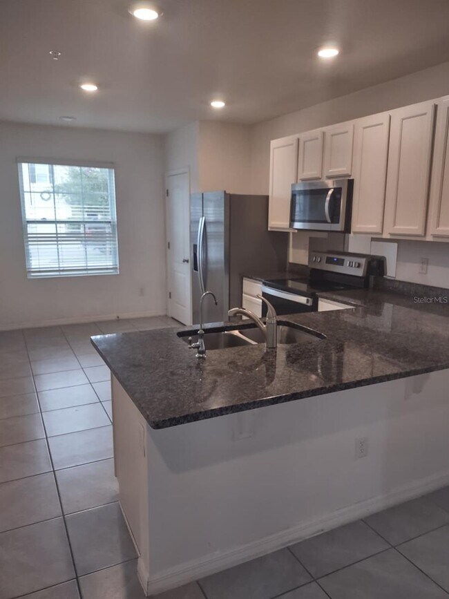 Building Photo - 12400 Bowes Branch Rd