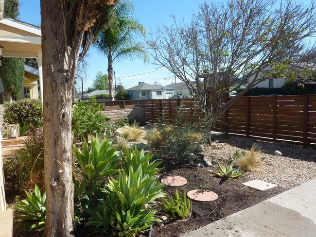 Building Photo - 17565 Bullock St