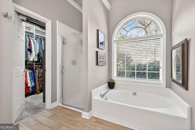 Building Photo - 58 Legend Dr