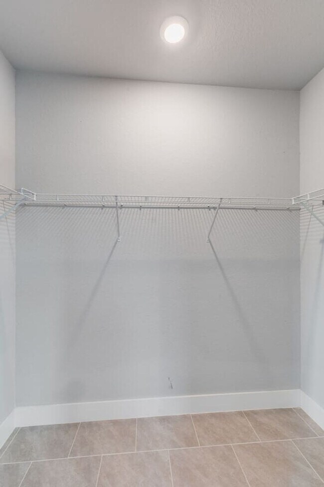 Building Photo - 1720 Burnt Store Rd N