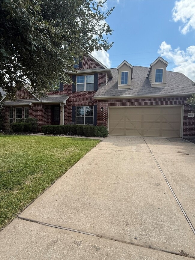 Primary Photo - 1215 Redstone Glen Ln