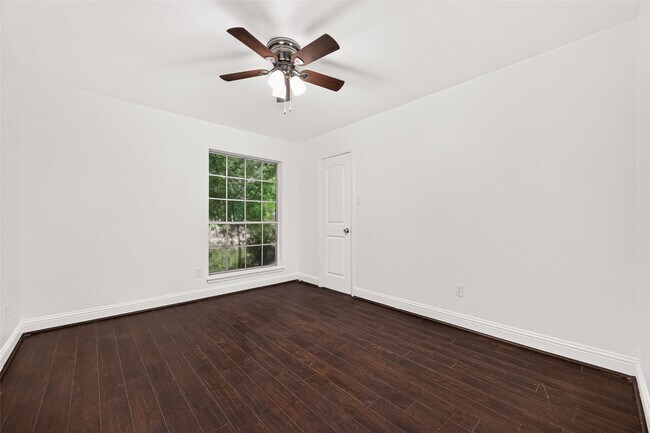 Building Photo - 7214 Addicks Clodine Rd