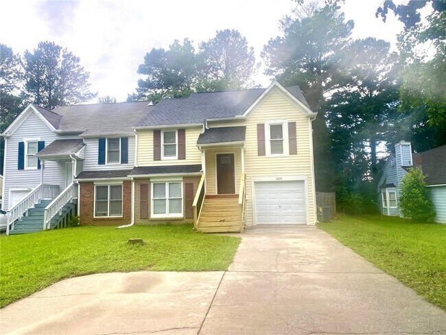 Primary Photo - 8055 S Bay Ct