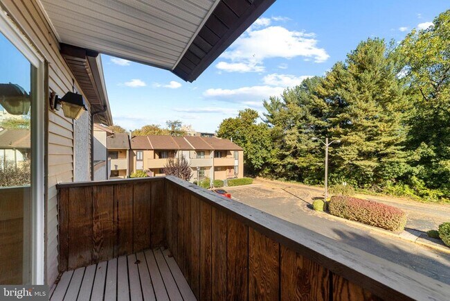 Building Photo - 47 Mara Ct