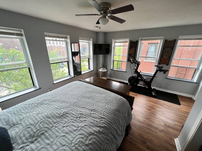 Building Photo - 133 Walton St