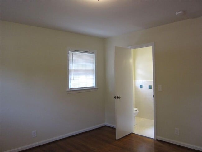 Building Photo - 1740 Samaria Trail