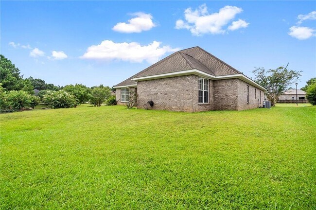 Building Photo - 3931 Branford Ct