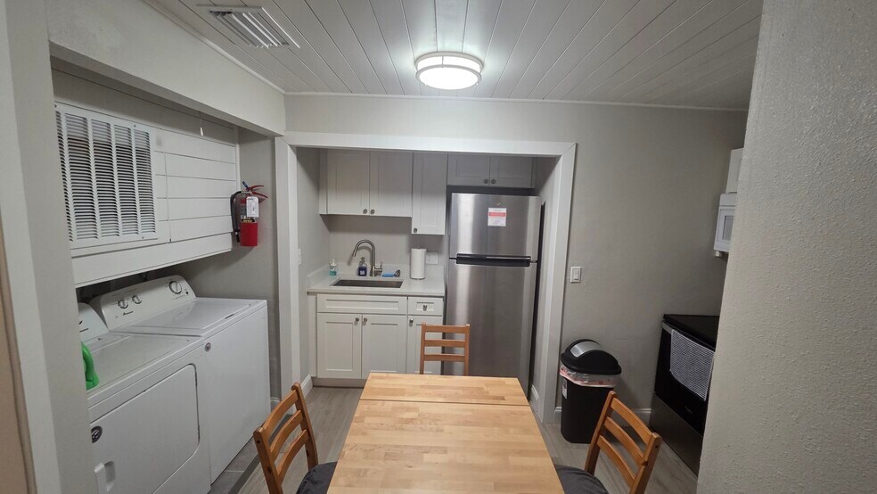 Kitchen - 1524 6th St NW