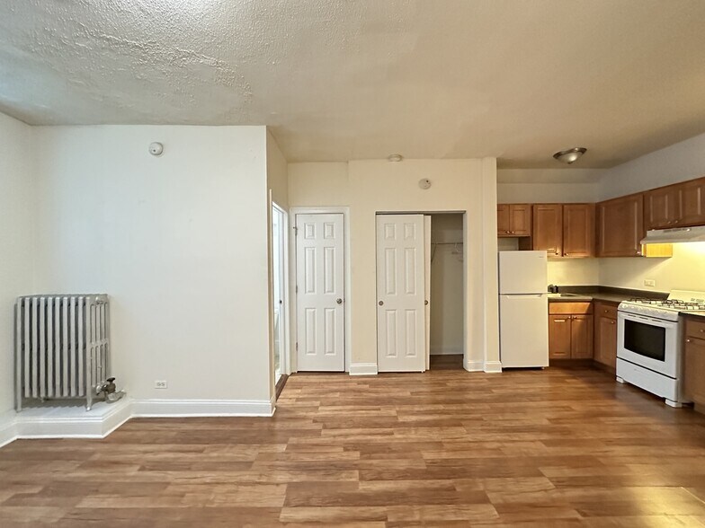 Building Photo - 1742 N Humboldt Blvd