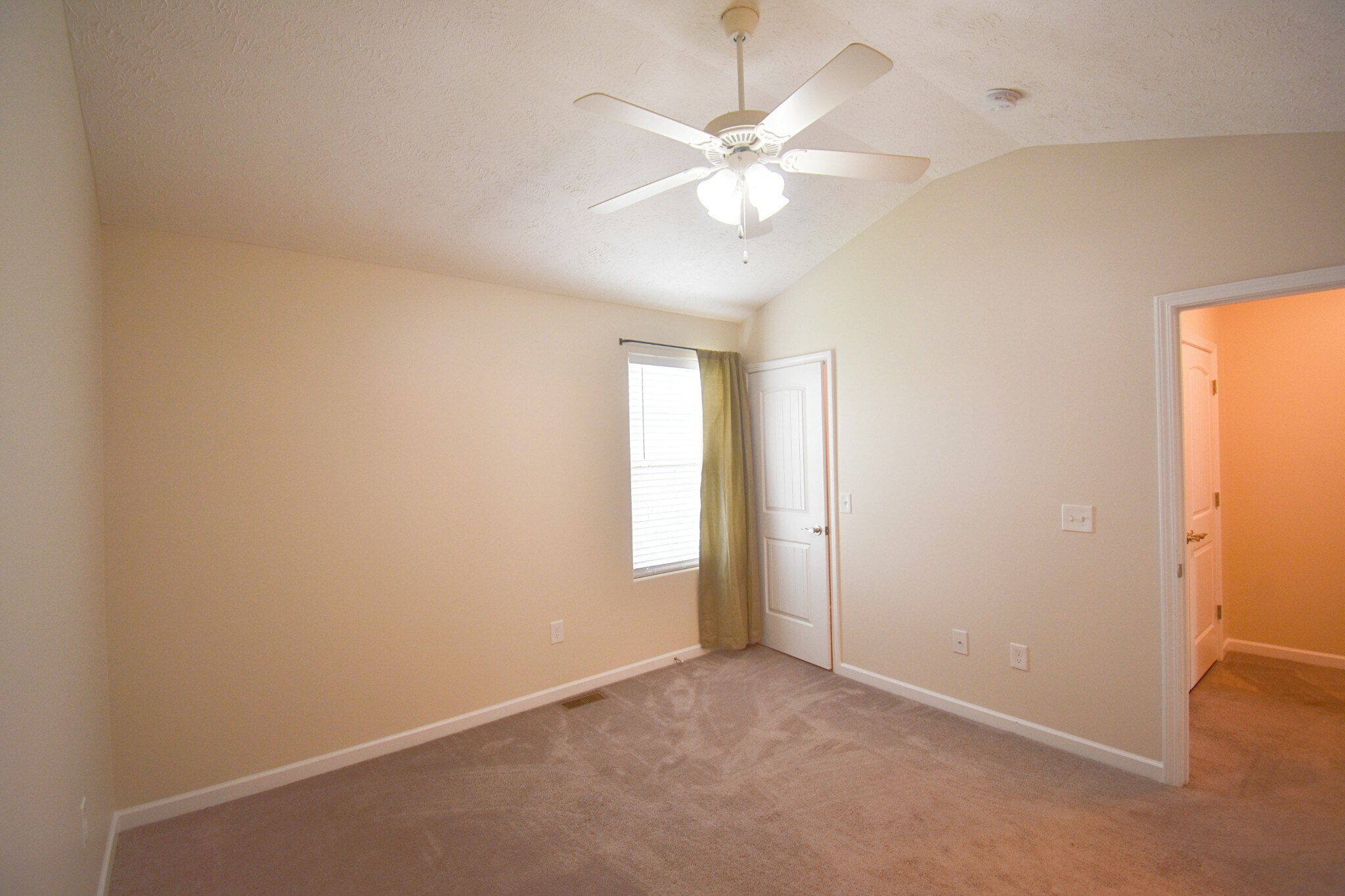 Building Photo - 5335 Tony Lama Ln