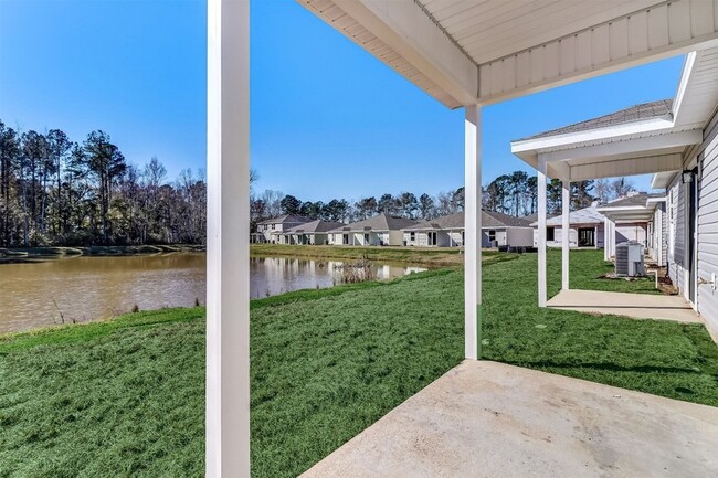 Building Photo - 45177 Red Brick Dr