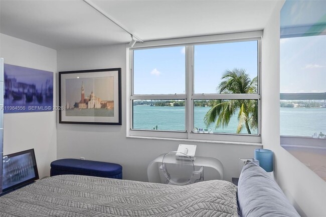 Building Photo - 650 West Ave