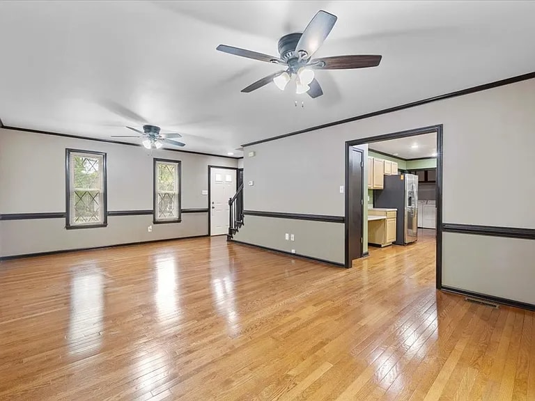 Building Photo - 1954 Celia Crescent