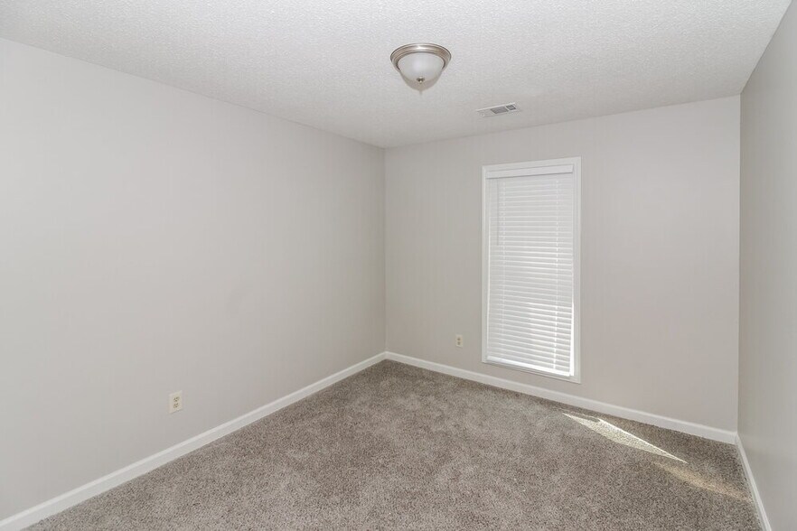 Building Photo - 7452 Keynon Cove
