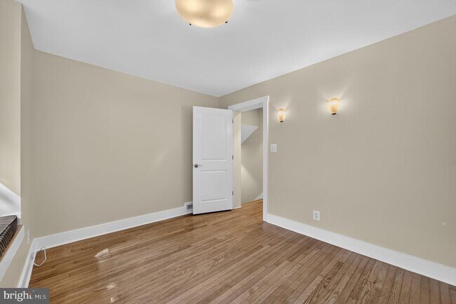 Building Photo - 4039 8th St S