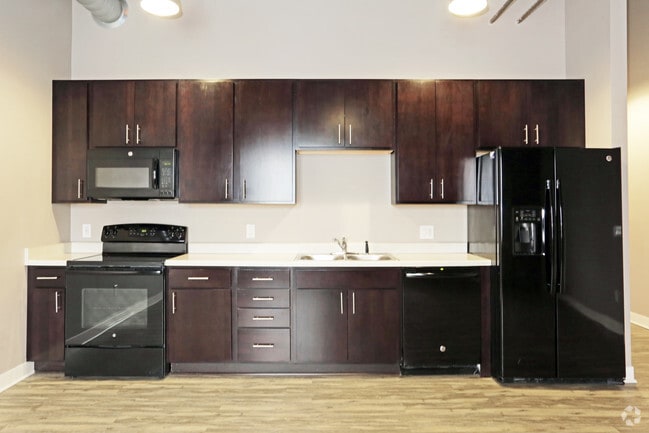 Interior Photo - 14Forty