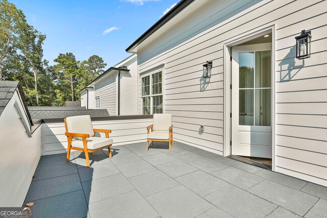 Building Photo - 940 Laurel Brooke Ave