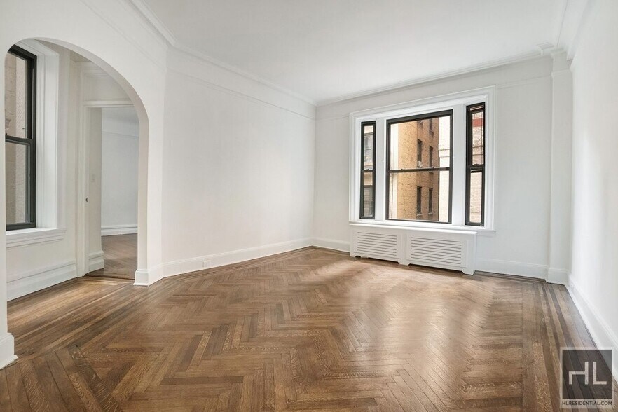 Primary Photo - WEST 72 STREET