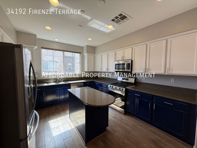 Building Photo - 34192 Firenze Terrace