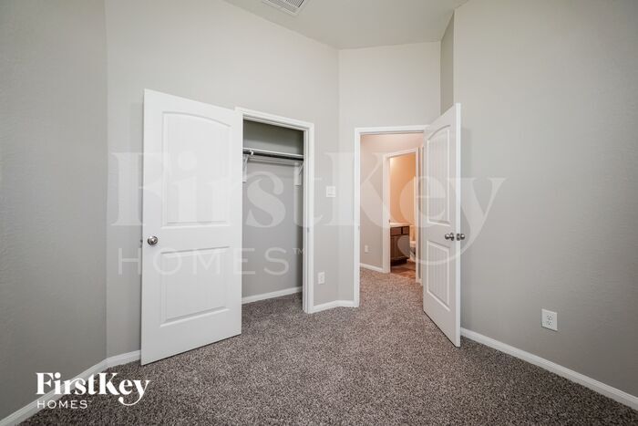 Building Photo - 1625 Rd 5102