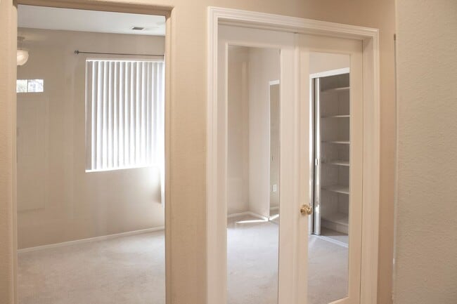 Building Photo - 3 Bed 2 Bath 55+ community of Miners Villa...
